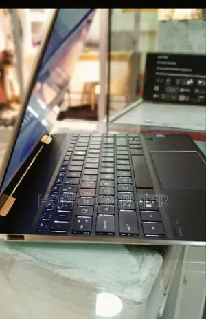 New Laptop HP Spectre X360 16GB Intel Core I7 SSD 1T