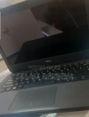 Laptop Dell Latitude 5310 8GB Intel Core I3 SSD 128GB
