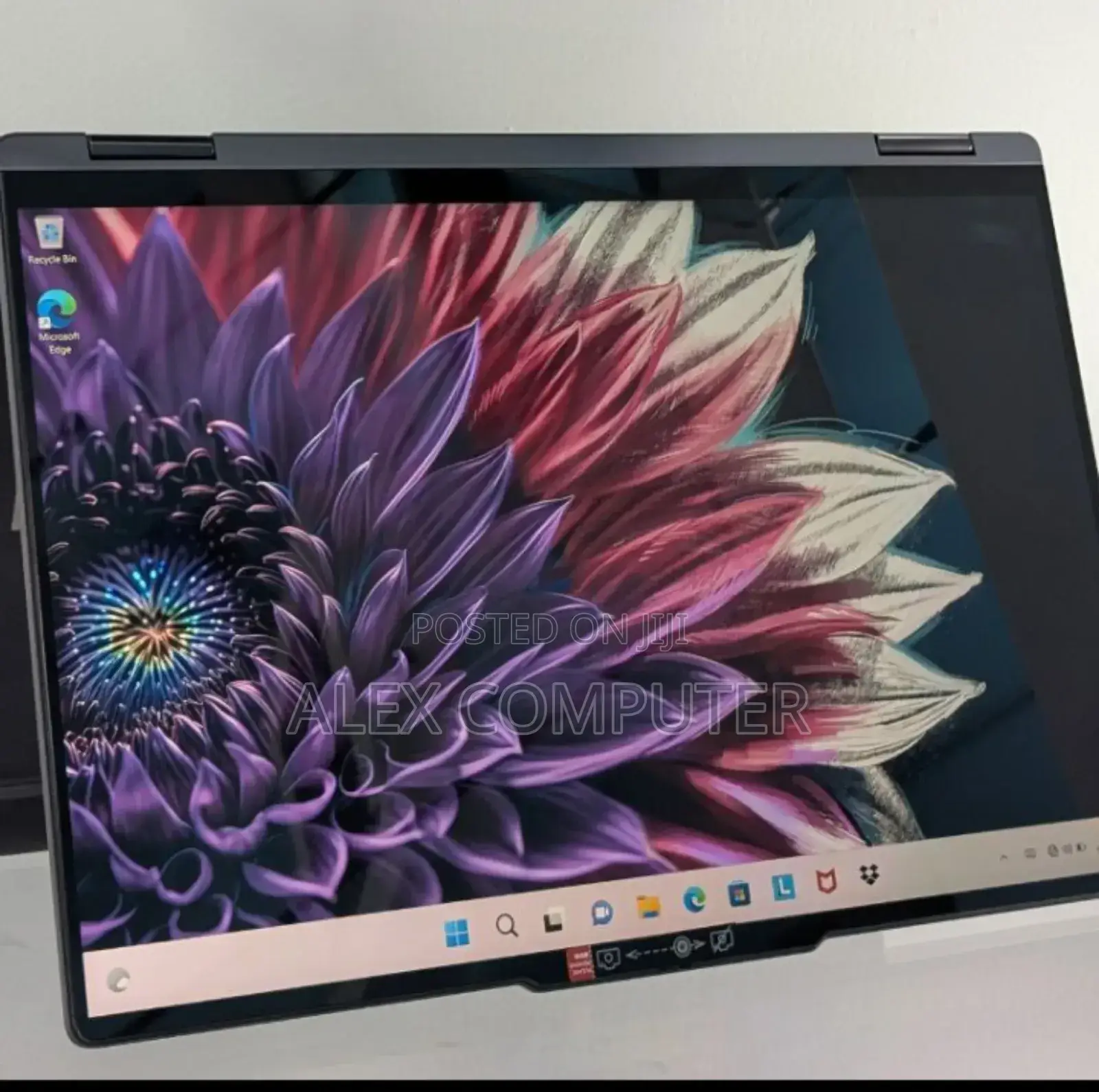 New Laptop Lenovo ThinkPad Yoga 16GB Intel Core Ultra 5 SSD 512GB