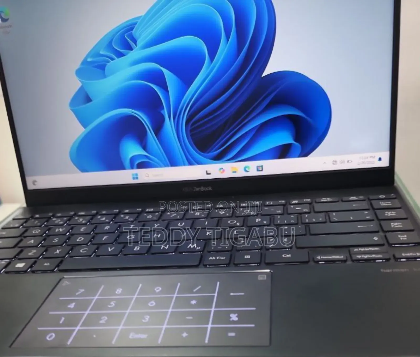 New Laptop Asus ZenBook 13 UX331UN 8GB Intel Core I5 SSD 512GB