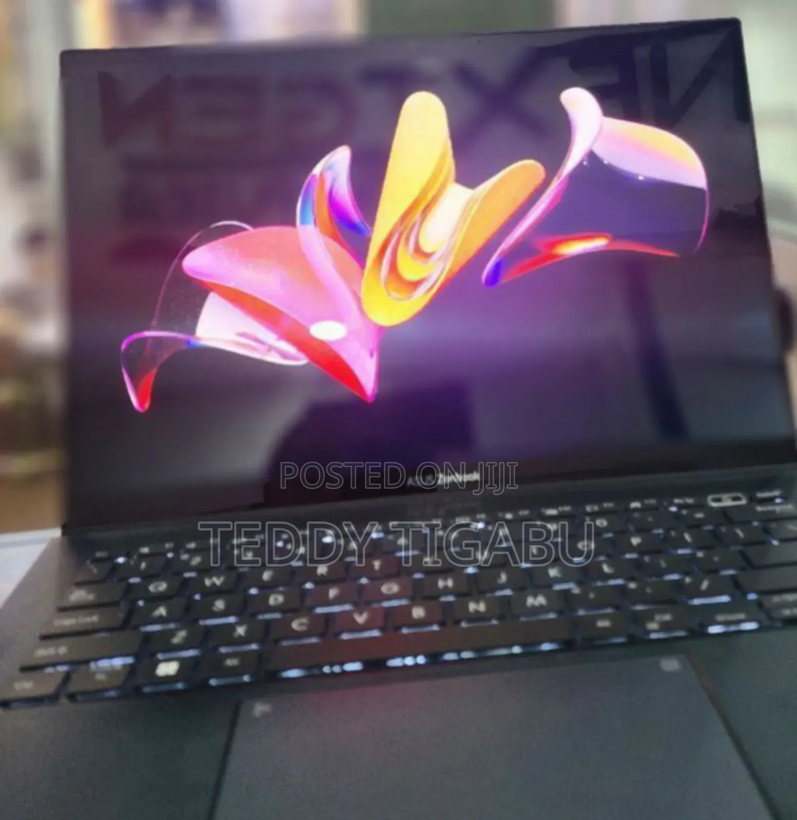 New Laptop Asus ZenBook 13 UX331UN 16GB Intel Core I7 SSD 512GB