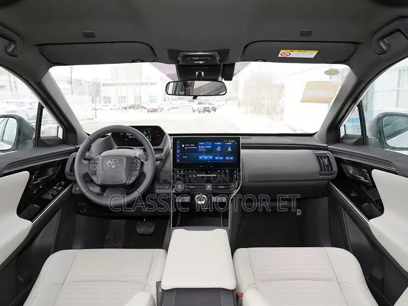 New Toyota bZ4X 2024 White