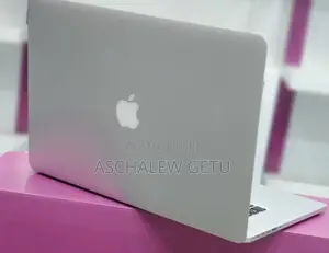 New Laptop Apple MacBook Pro 2015 16GB Intel Core I7 SSD 256GB