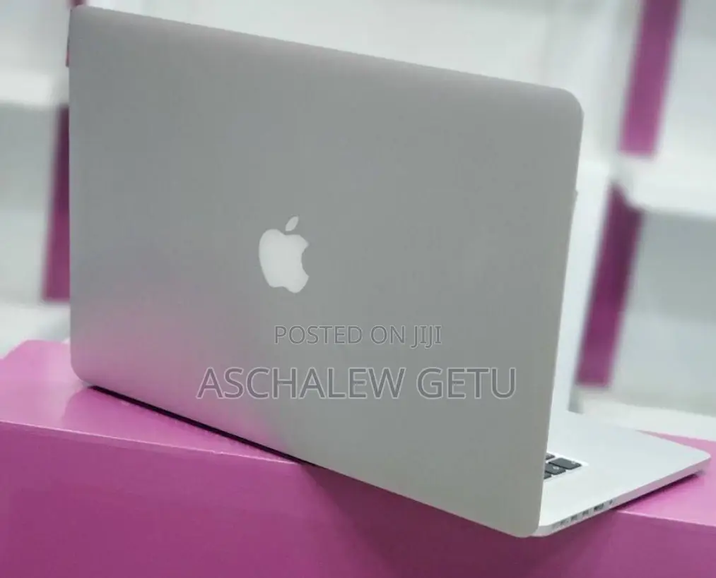 New Laptop Apple MacBook Pro 2015 16GB Intel Core I7 SSD 256GB