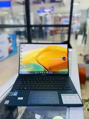 Photo - New Laptop Asus ASUSPRO B9440UA 16GB Intel Core I7 SSD 512GB