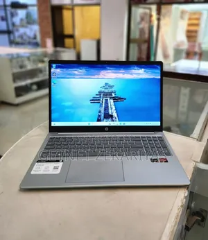 New Laptop HP Stream Notebook 8GB AMD Ryzen 5 SSD 512GB