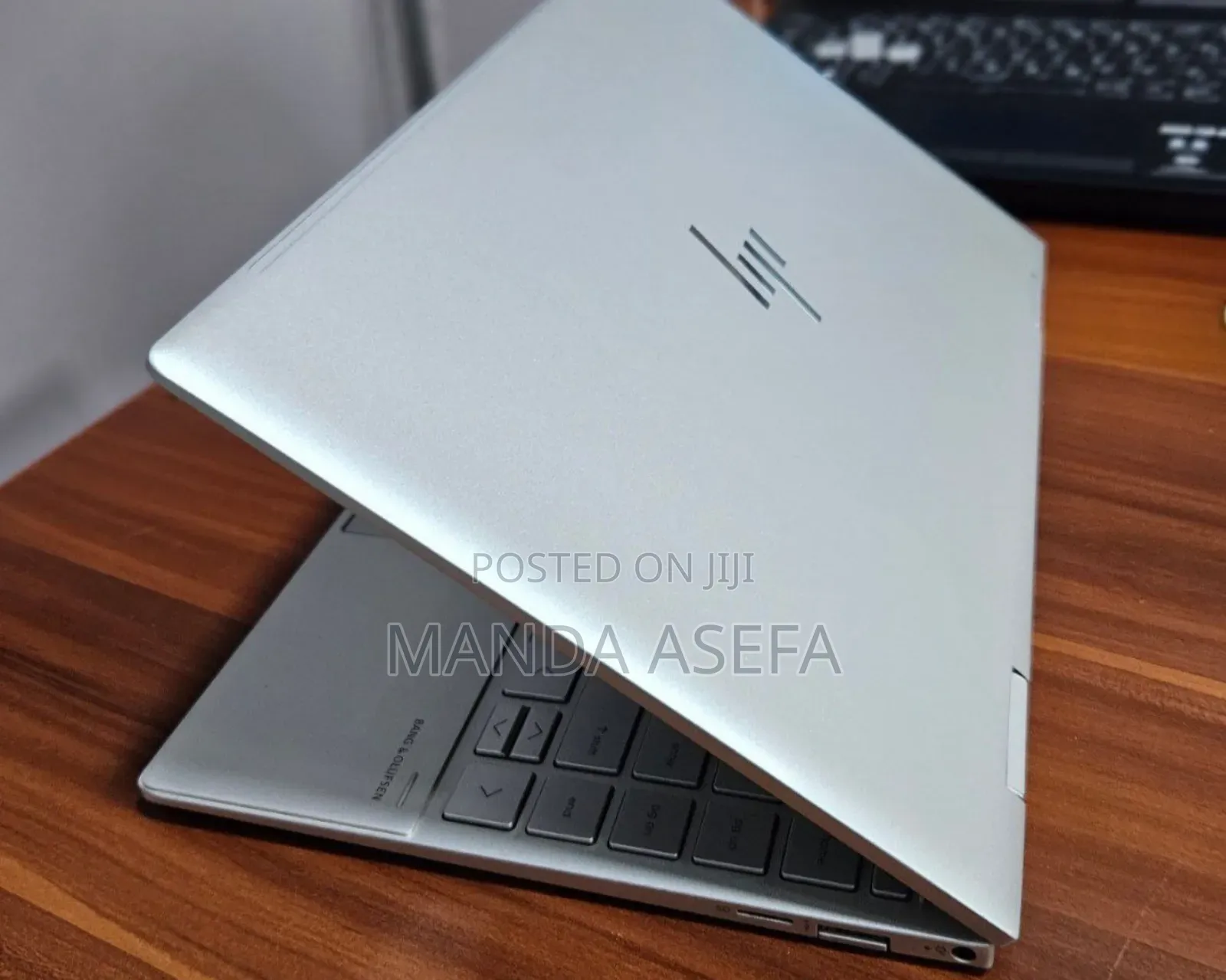 New Laptop HP Envy X360 8GB Intel Core I7 SSD 512GB