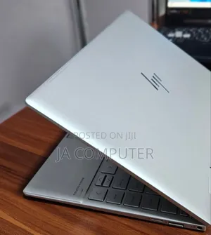 New Laptop HP Envy X360 8GB Intel Core I7 SSD 512GB