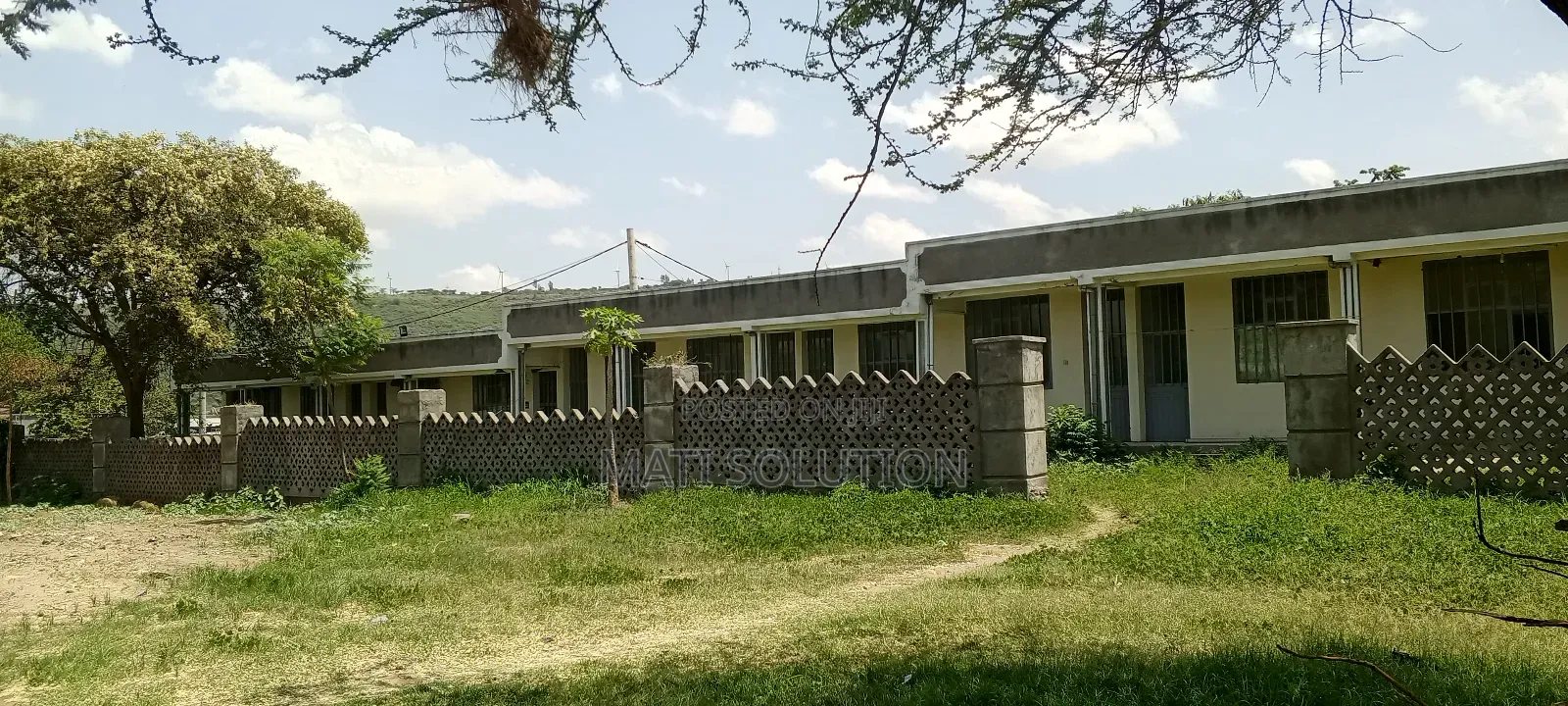 Furnished 5bdrm House in ስላሴ አካባቢ, Adama for rent