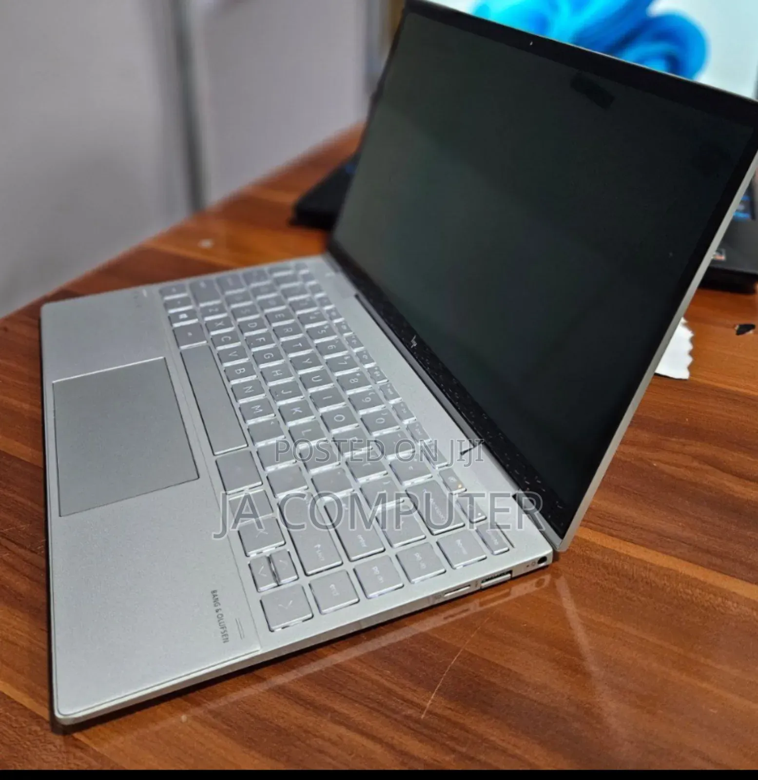 New Laptop HP Envy X360 8GB Intel Core I7 SSD 512GB