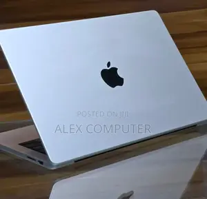 New Laptop Apple MacBook Pro 2023 M3 14-Inch 8GB Apple M3 SSD 512GB