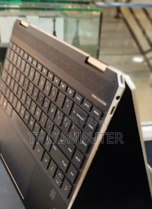 Photo - New Laptop HP Spectre 16GB Intel Core I7 SSD 1T