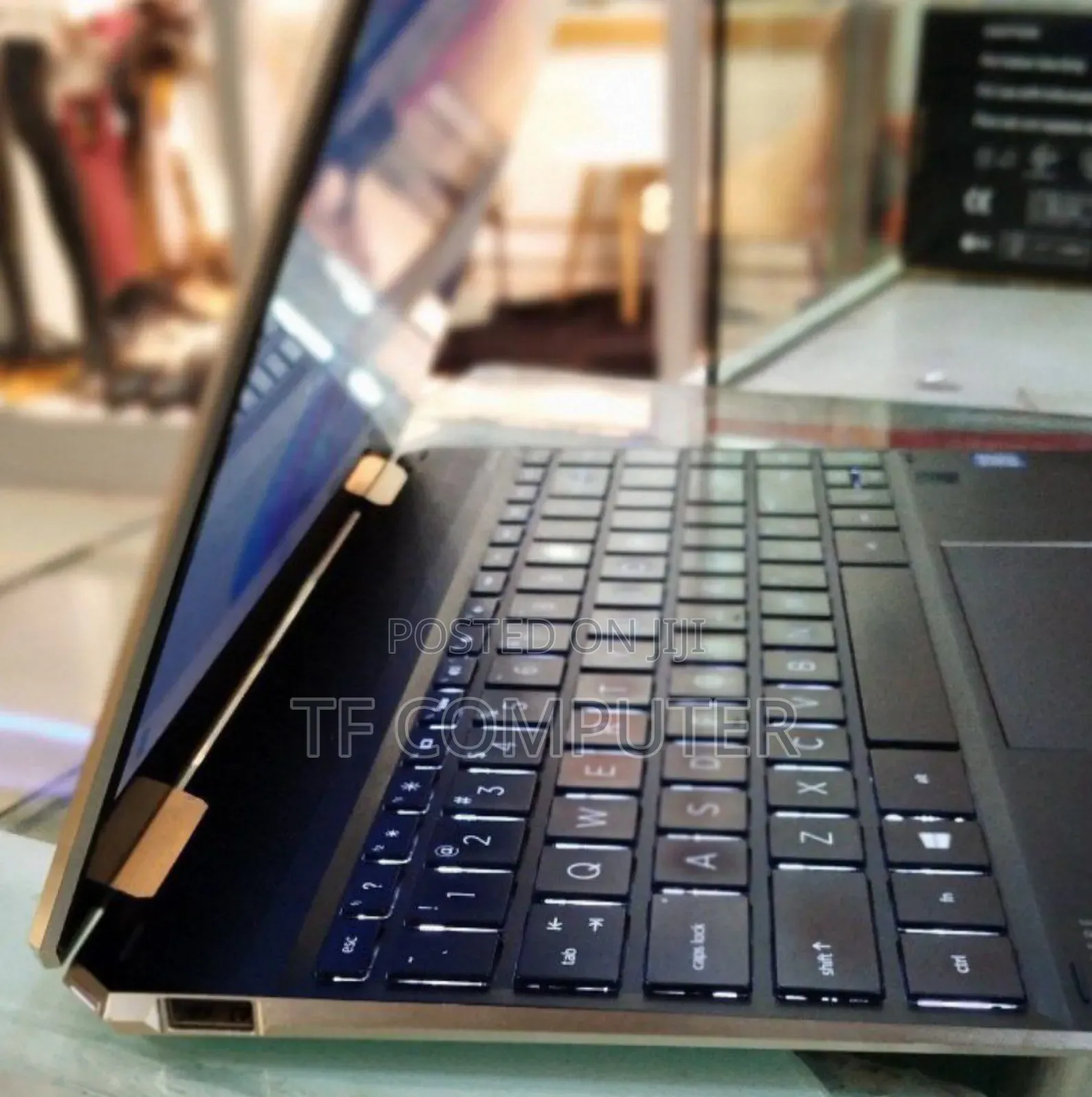 New Laptop HP Spectre 16GB Intel Core I7 SSD 1T