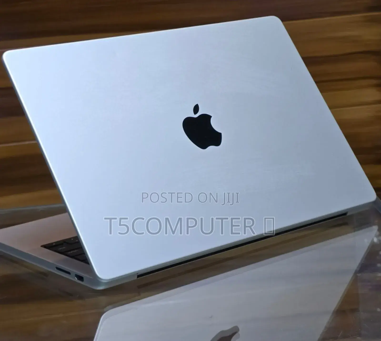 New Laptop Apple MacBook Pro 2023 M3 14-Inch 8GB Apple M3 SSD 512GB