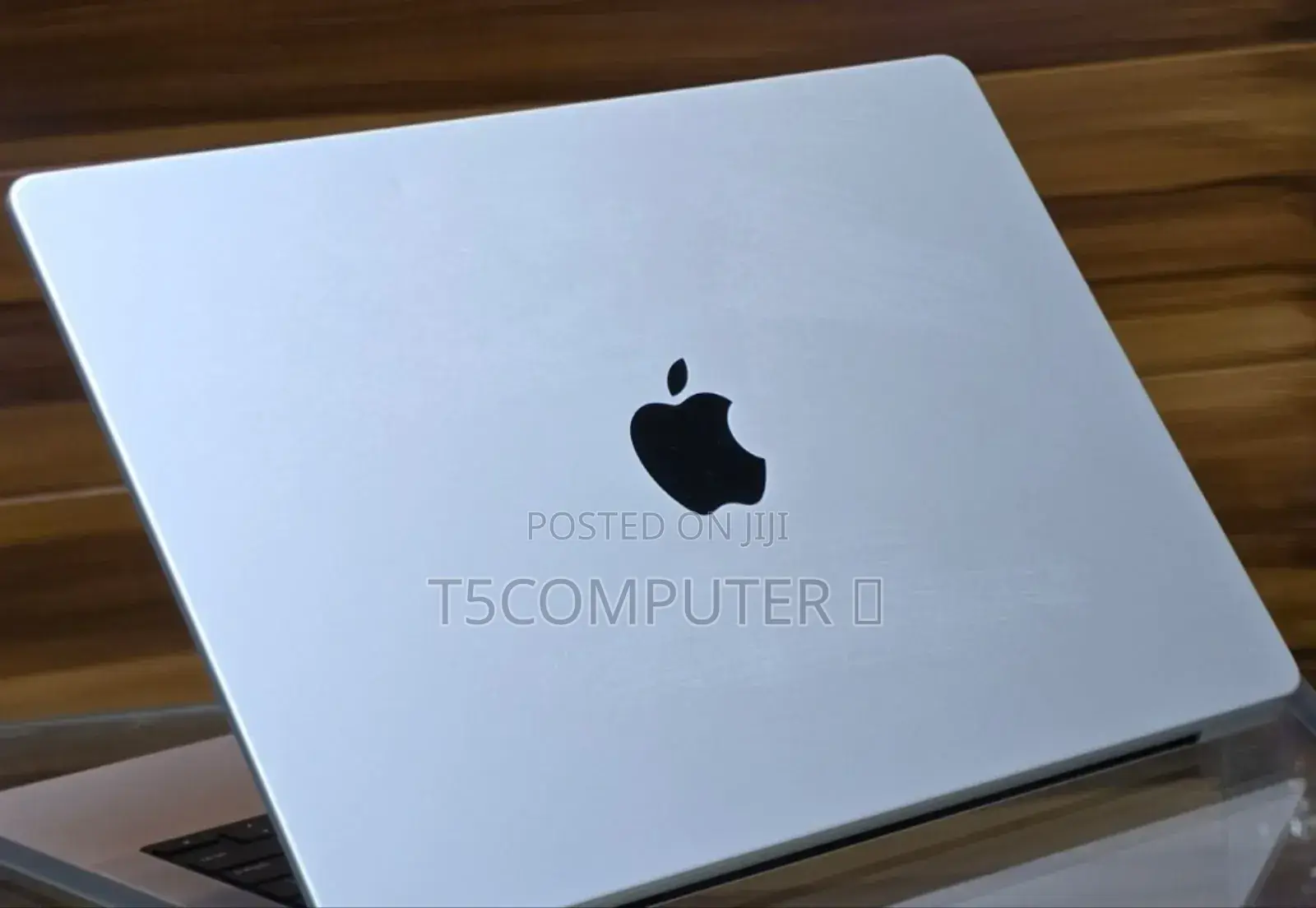 New Laptop Apple MacBook Pro 2023 M3 14-Inch 8GB Apple M3 SSD 512GB