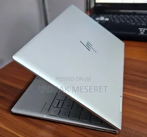 New Laptop HP Envy X360 8GB Intel Core I7 SSD 512GB