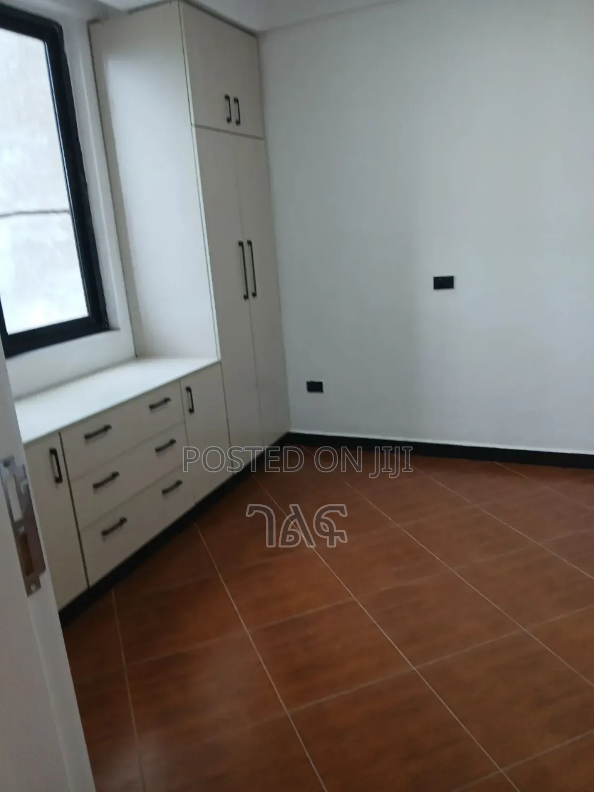 8bdrm House in የግል ቅንጡ G+2 ቤት ሰሚት, Bole for sale