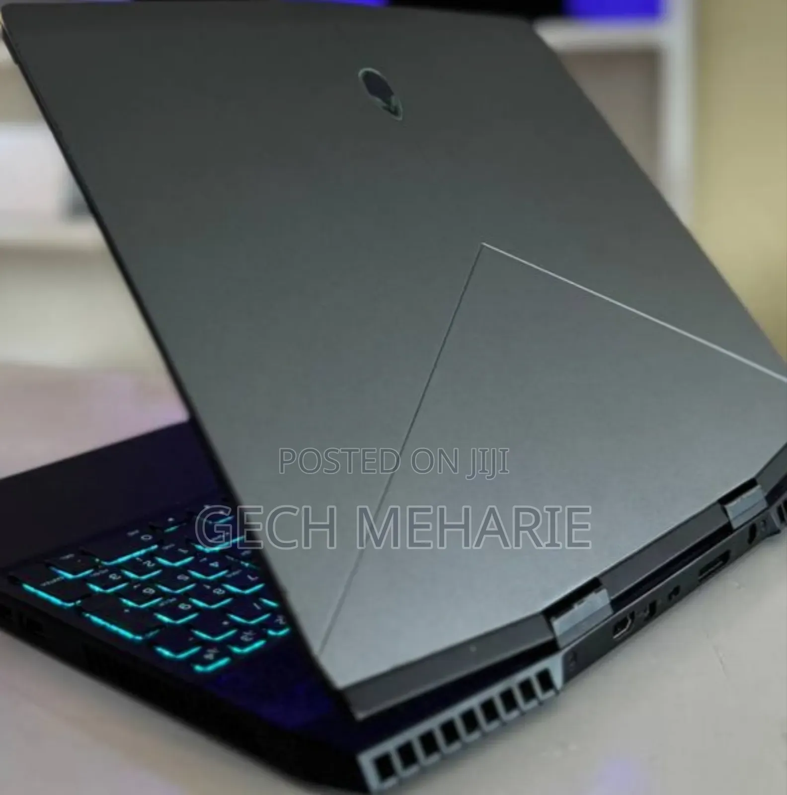 New Laptop Alienware Area-51m 32GB Intel Core I7 SSD 512GB