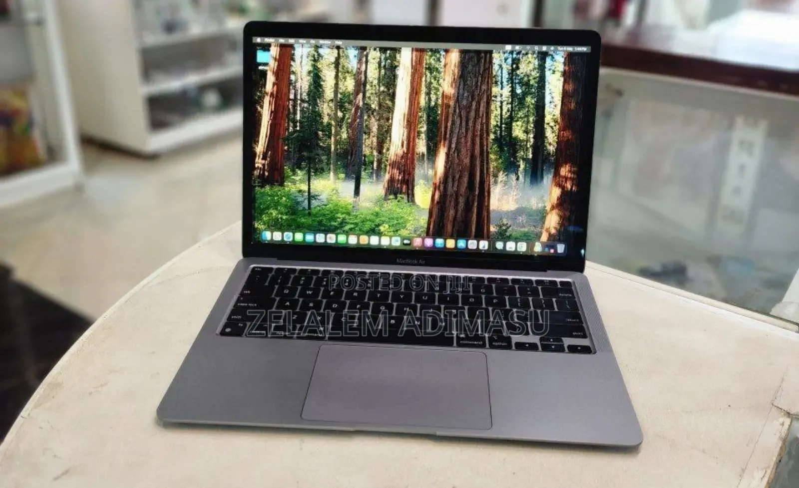 New Laptop Apple MacBook Air 2020 M1 16GB Apple M1 SSD 256GB