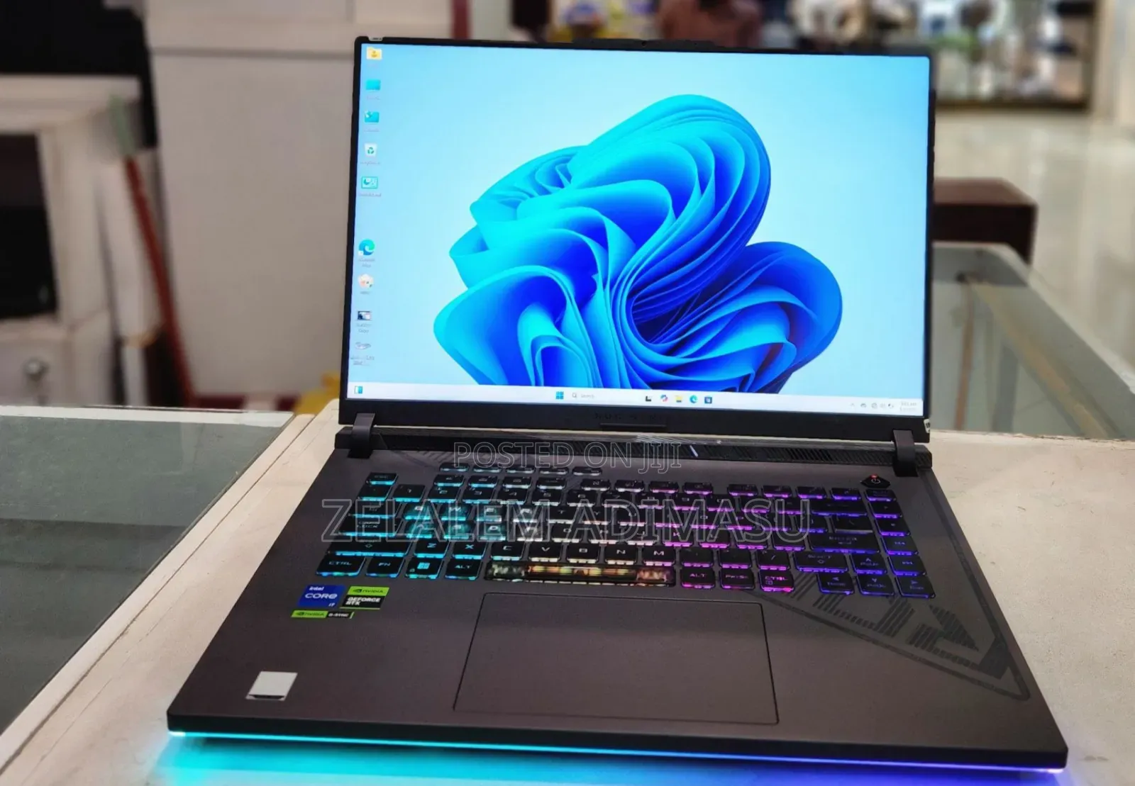 New Laptop Asus ROG Strix G16 G614 16GB Intel Core I7 SSD 1T