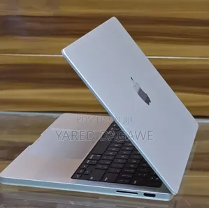 New Laptop Apple MacBook Pro 2023 M3 14-Inch 8GB Apple M3 Pro SSD 512GB