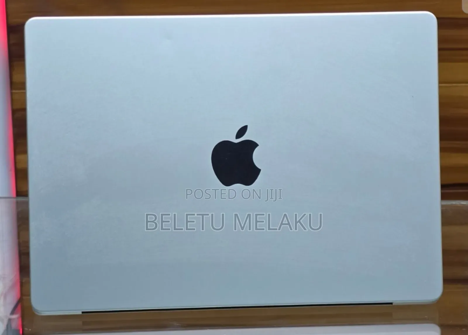 New Laptop Apple MacBook Pro 2023 M3 14-Inch 8GB Apple M3 SSD 512GB