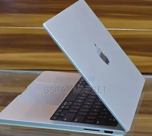 New Laptop Apple MacBook Air 2023 M2 8GB Apple M3 SSD 512GB