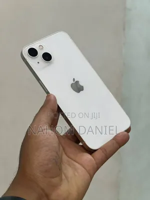 Photo - Apple iPhone 13 128 GB
