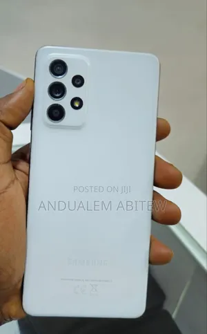 New Samsung Galaxy A52 128 GB White