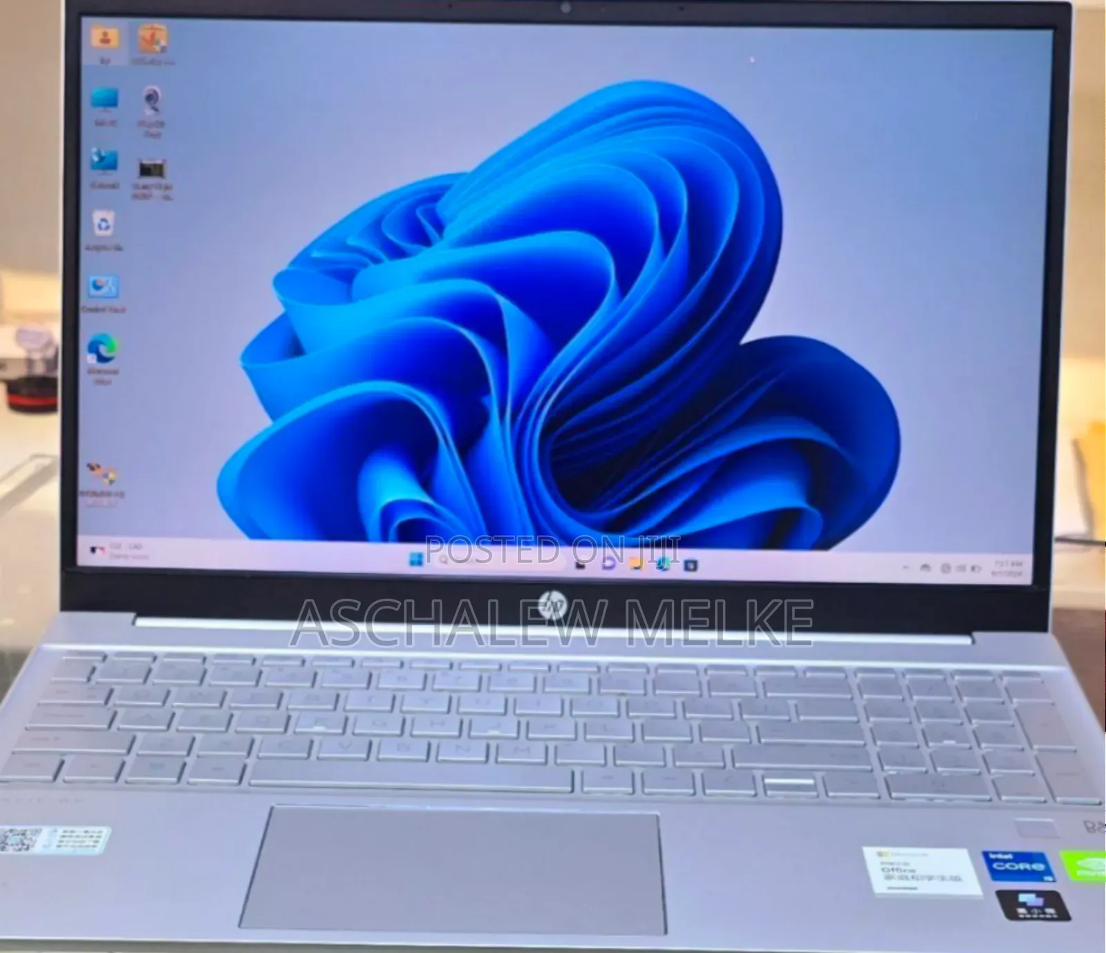 New Laptop Lenovo Yoga 710 16GB Intel Core I7 SSD 1T