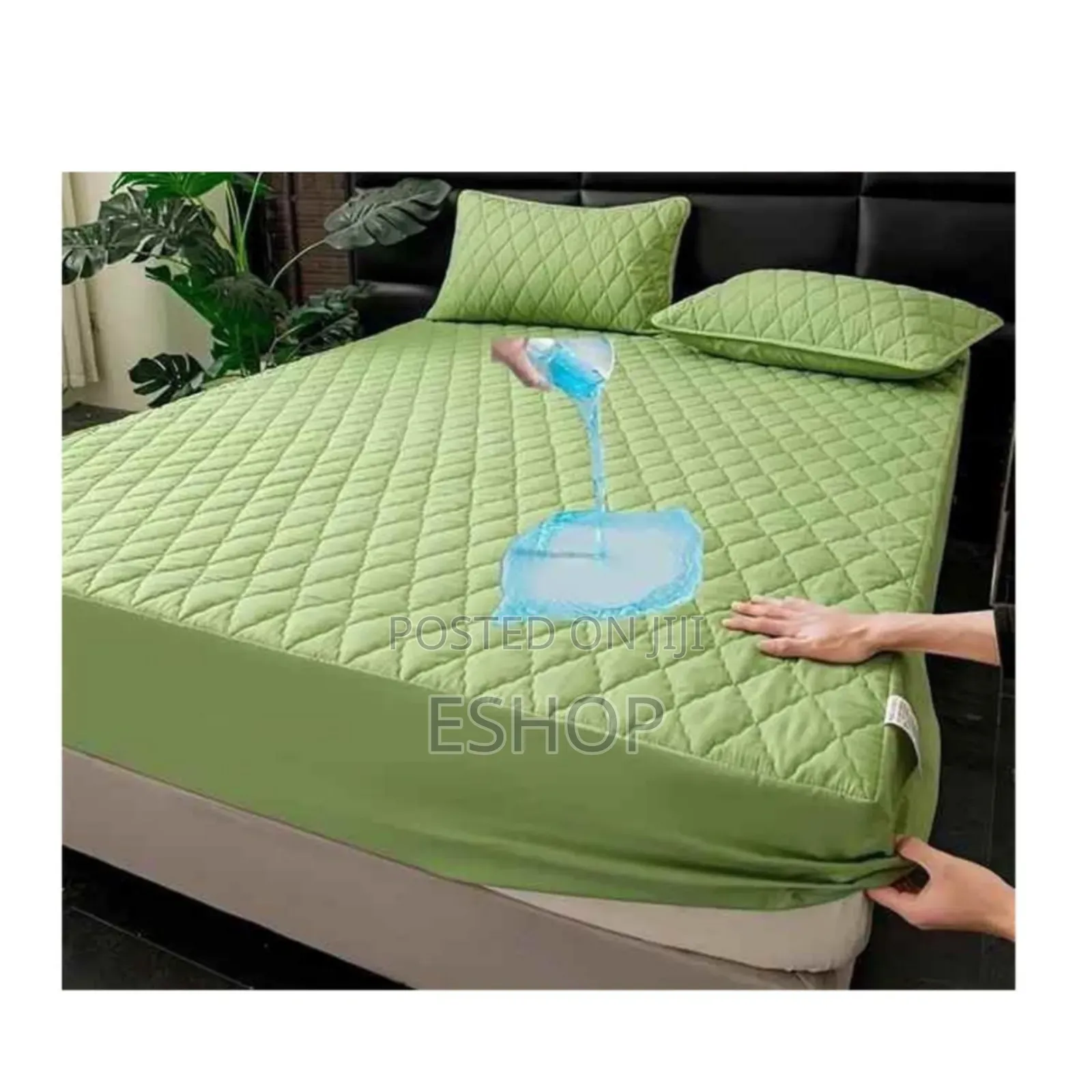 **Non-Slip Waterproof Mattress Cover – Stays in Place!**