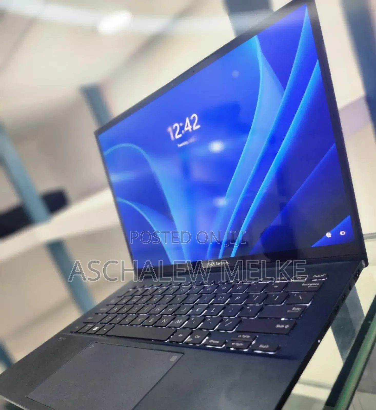 New Laptop Asus ZenBook UX430UQ 16GB Intel Core I7 SSD 512GB