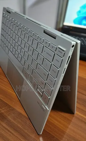 New Laptop HP Envy X360 8GB Intel Core I7 SSD 512GB