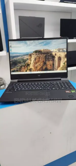 Photo - New Laptop HP Victus 15 16GB AMD Ryzen 5 SSD 1T