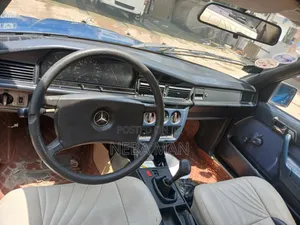 Mercedes-Benz 190 E 2.5 Evolution II 1990 Blue