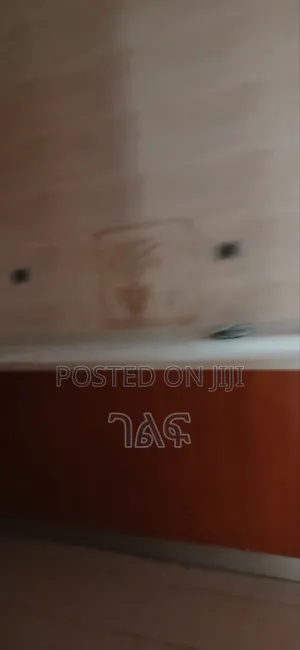 6bdrm House in የግል G+2 ሪልስቴት ግቢ ውስጥ, Bole for sale