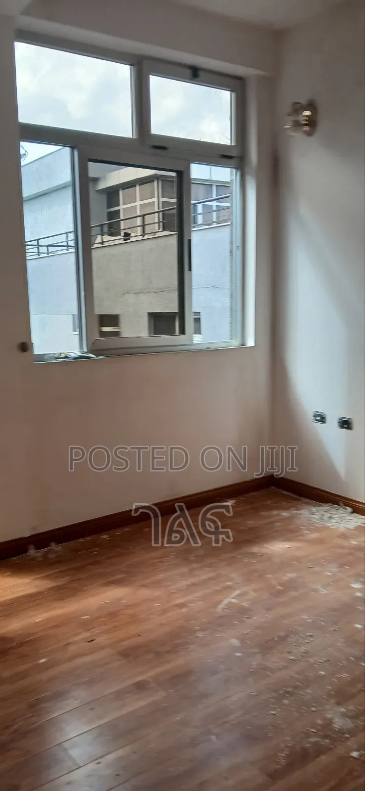 6bdrm House in የግል G+2 ሪልስቴት ግቢ ውስጥ, Bole for sale