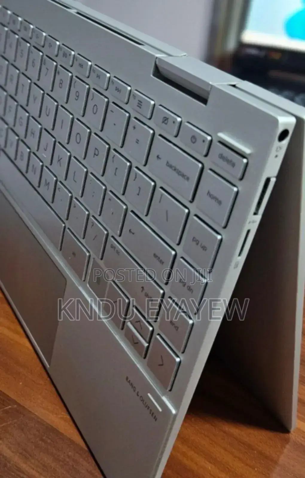 New Laptop HP Envy X360 8GB Intel Core I7 SSD 512GB