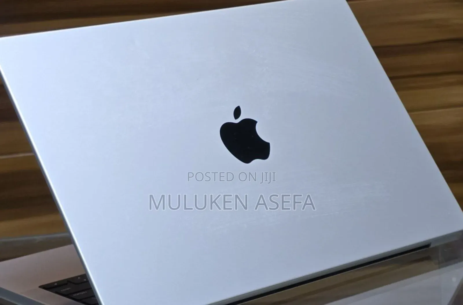 New Apple MacBook Pro 2023 M3 14-Inch 8GB Intel Core I7 SSD 512GB