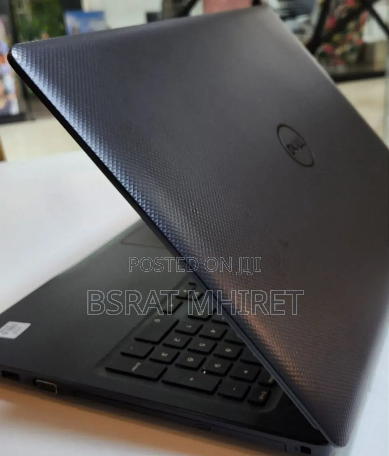 New Laptop Dell Vostro DVCI310 8GB Intel Core I5 SSD 1T