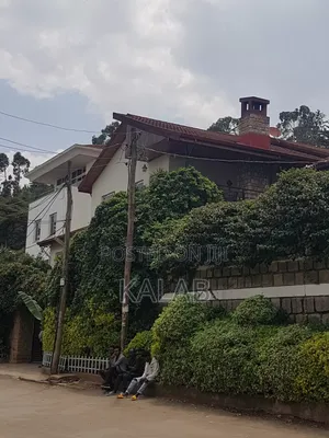 Furnished 8bdrm House in መገናኛ Top View, Bole for sale