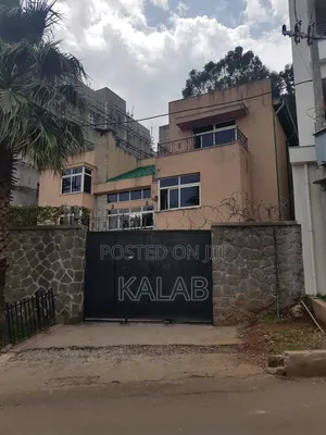 Furnished 8bdrm House in መገናኛ Top View, Bole for sale