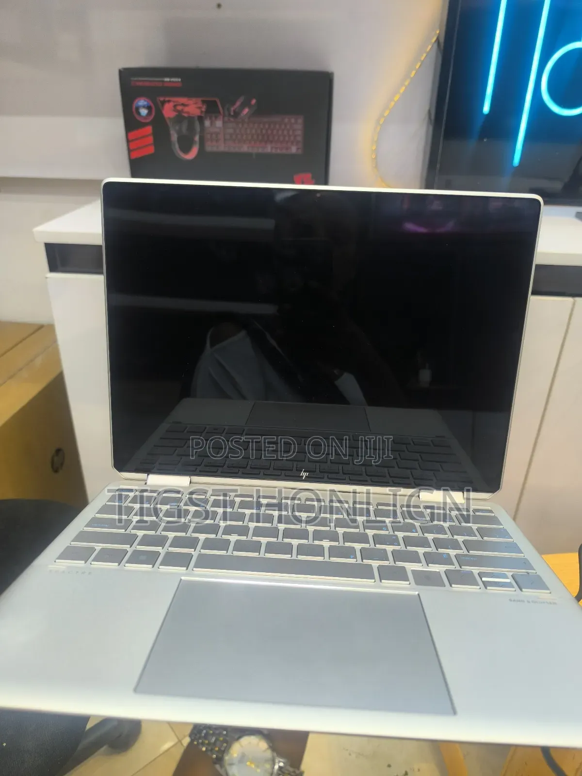 New Laptop HP Spectra 13 16GB Intel Core I5 SSD 1T