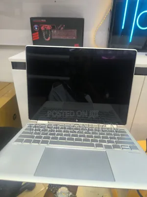 Photo - New Laptop HP Spectra 13 16GB Intel Core I5 SSD 1T