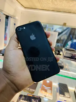 Apple iPhone 7 128 GB Black