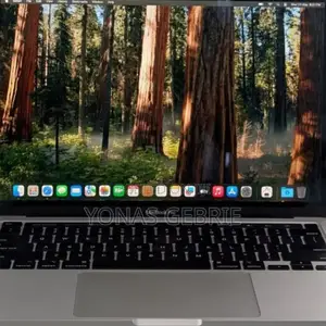 New Laptop Apple MacBook Pro 2020 8GB Intel Core I5 SSD 256GB