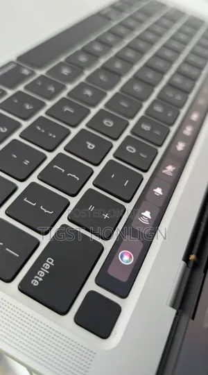 Photo - New Laptop Apple MacBook 8GB SSD 256GB