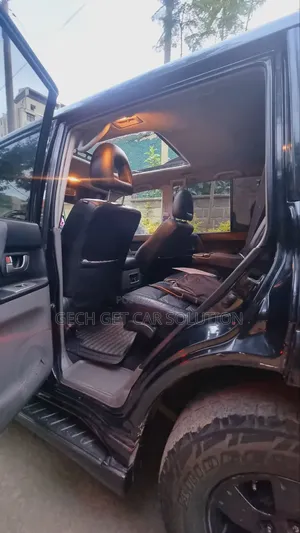 Mitsubishi Pajero 2006 Black