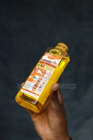 Photo - Veet Turemic Whitening Oil