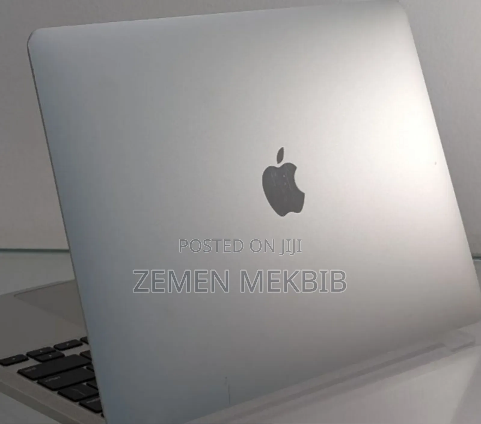 New Laptop Apple MacBook Pro M1 8GB Intel Core I5 SSD 256GB